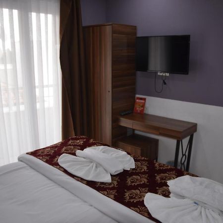 The Reina Hotel Istanbul Exterior photo
