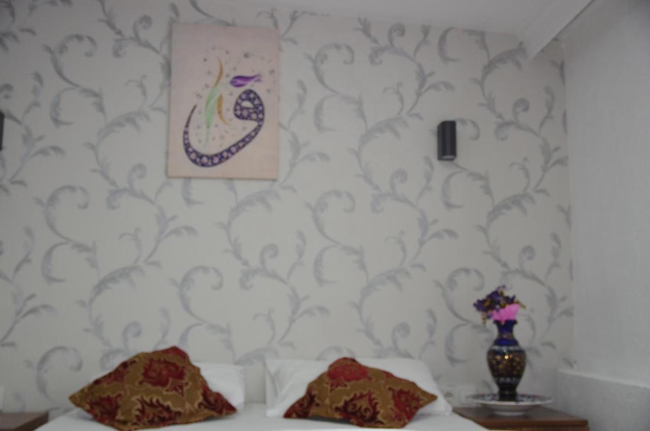 The Reina Hotel Istanbul Exterior photo