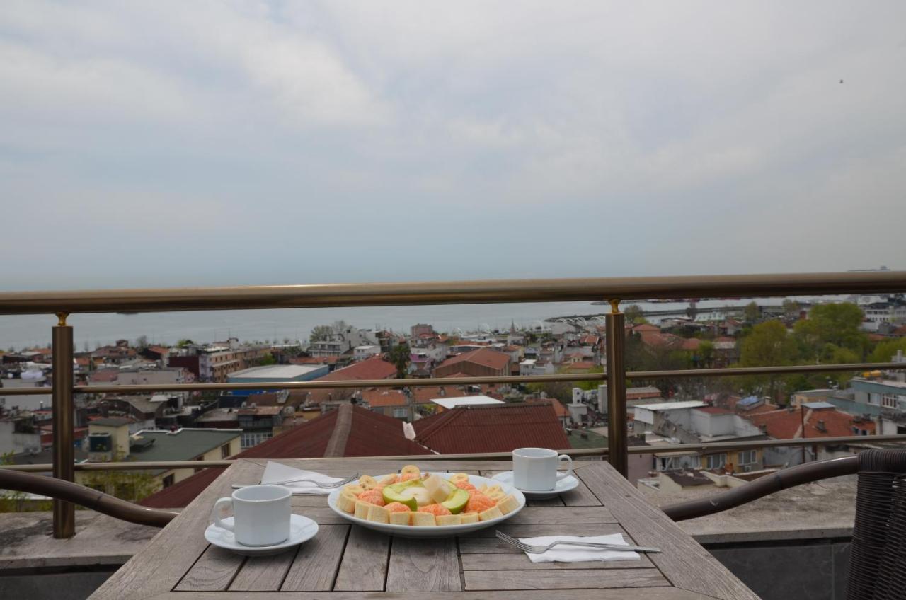 The Reina Hotel Istanbul Exterior photo